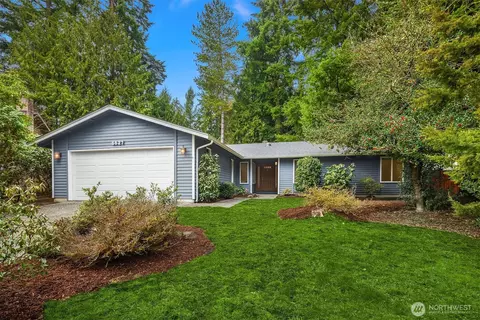 6627 141st Pl NE, Redmond, WA 98052