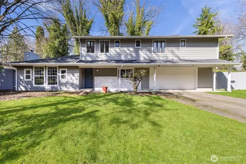 859 Hilltop Ave, Kent, WA 98031