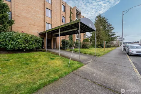 3425 Colby Ave #203, Everett, WA 98201