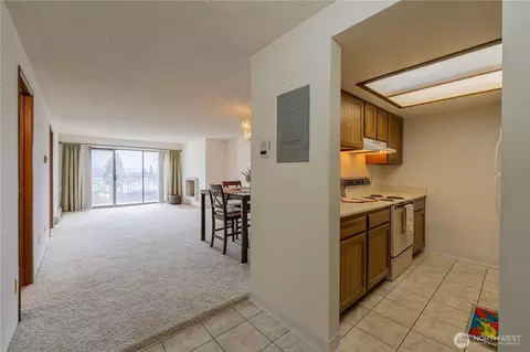 3425 Colby Ave #203, Everett, WA 98201 photo 4