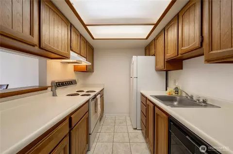 3425 Colby Ave #203, Everett, WA 98201 photo 8