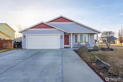 1900 S Allen Ave, Moses Lake, WA 98837