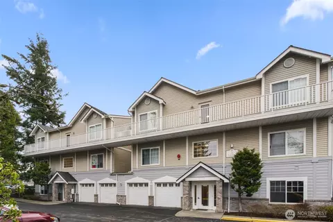 14100 SE 171st Way #A201, Renton, WA 98058