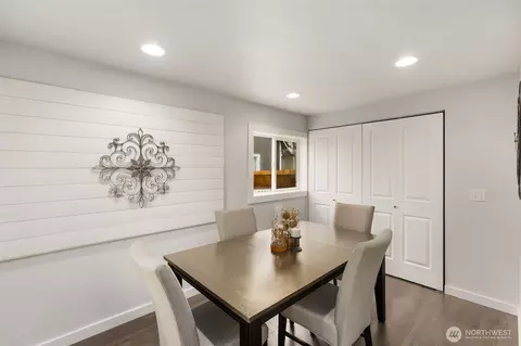 Dining - 2123 Harrison Ave, Everett, WA 98201 photo 1 of 1