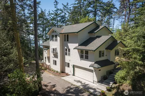 1674 Gasman Rd, Port Angeles, WA 98362