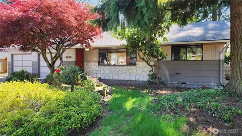 1235 N 172nd St, Shoreline, WA 98133