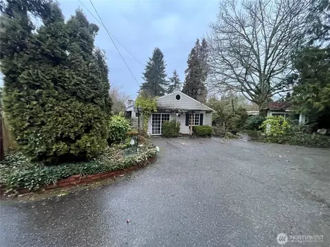 804 84th Ave NE, Medina, WA 98039