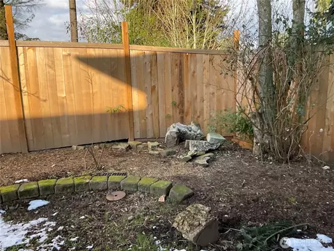 Exterior - 103 73rd St SW, Everett, WA 98203 photo 11 of 14