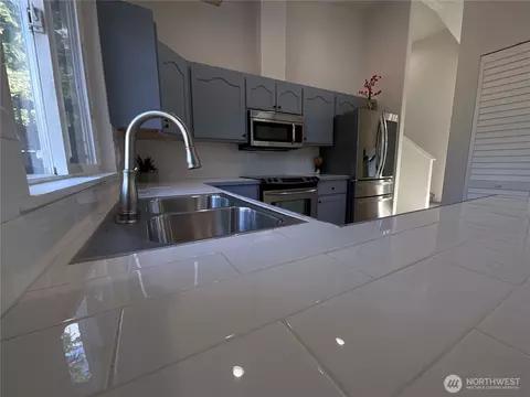 Kitchen - 103 73rd St SW, Everett, WA 98203 photo 2 of 2