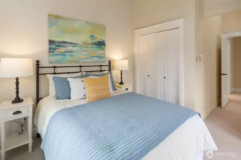 Bedroom - 511 16th Ave E #B, Seattle, WA 98112 photo 3 of 6
