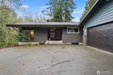 814 NW Carkeek Park Rd, Seattle, WA 98177