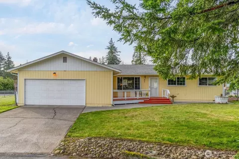 804 S Nevada Dr, Longview, WA 98632