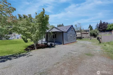 10838 SE 173rd St, Renton, WA 98055