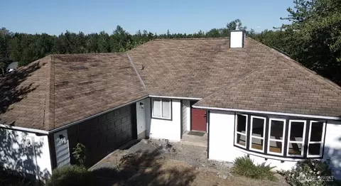 9923 330th St E, Eatonville, WA 98328