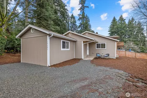19243 15th Ave NE, Shoreline, WA 98155