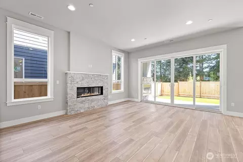 Living - 1424 238th St SE, Bothell, WA 98021 photo 4 of 5
