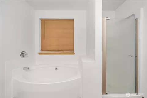 Bath - 17128 21st Ave E, Spanaway, WA 98387 photo 5 of 5