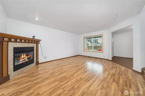 Living - 17128 21st Ave E, Spanaway, WA 98387 photo 5 of 9