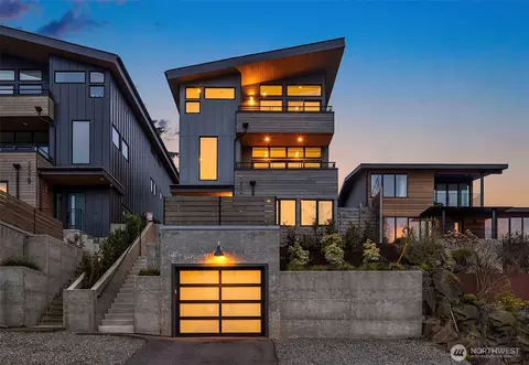 2521 NW 92nd St, Seattle, WA 98117