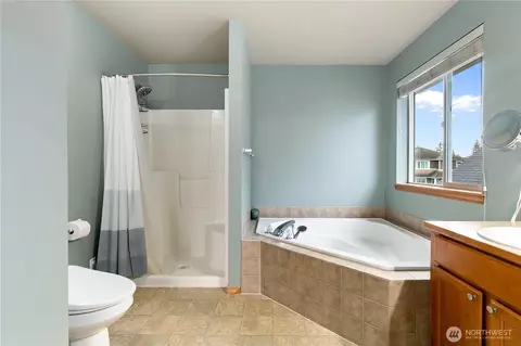 Bath - 1765 179th Street Ct E, Spanaway, WA 98387 photo 3 of 4