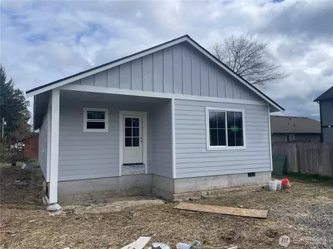 419 Prairie Rose St, Centralia, WA 98531
