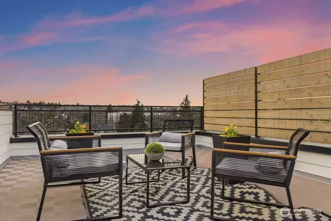 3205 A 37th Pl S, Seattle, WA 98144