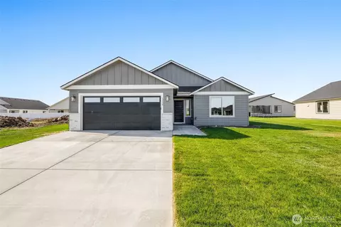 1138 8th Ave NE, Ephrata, WA 98823