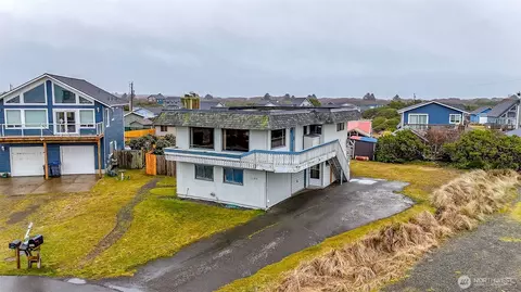 1195 Forest Hill Ct SW, Ocean Shores, WA 98569