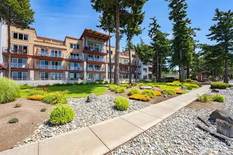 7714 Birch Bay Dr #107, Blaine, WA 98230