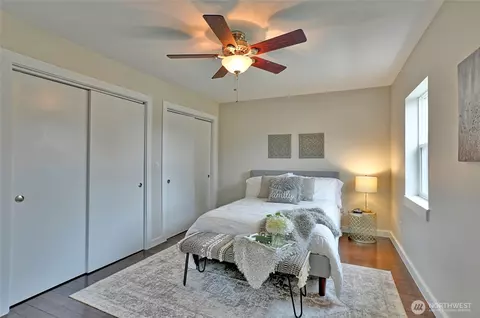 Bedroom - 32104 E Bird St, Carnation, WA 98014 photo 1 of 3