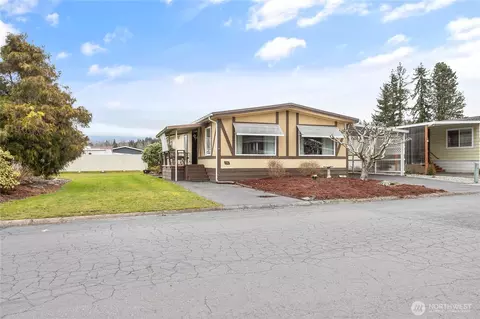 2725 E Fir St #13, Mount Vernon, WA 98273