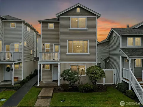 11222 3rd Avenue Ct E, Tacoma, WA 98445