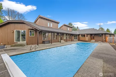 24217 139th Ave SE, Kent, WA 98042