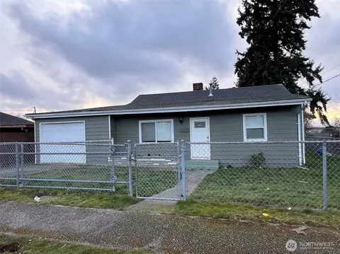 17333 33rd Ave S, Seatac, WA 98188