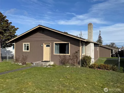 525 W Ninth, Port Angeles, WA 98362