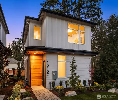 13130 NE 95th St, Kirkland, WA 98033