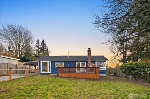 2305 S 240th St, Des Moines, WA 98198