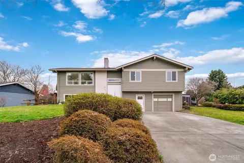 3306 NW 120th St, Vancouver, WA 98685