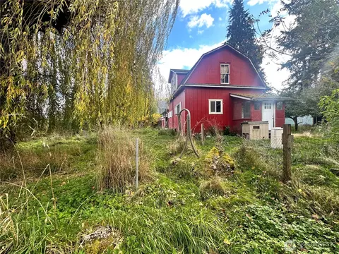 9608 356th St S, Mckenna, WA 98558