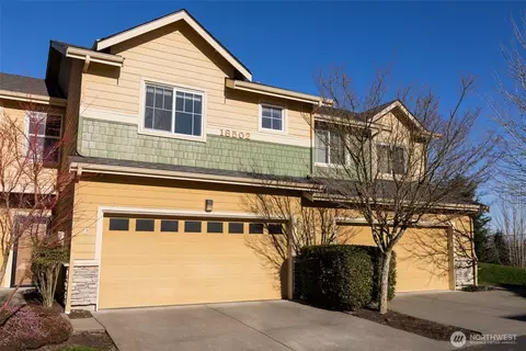 18502 36th Ave W #E, Lynnwood, WA 98037