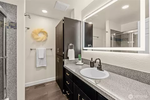 Bath - 4115 105th Pl SE, Everett, WA 98208 photo 1 of 5