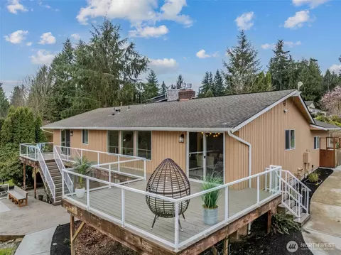Exterior - 4115 105th Pl SE, Everett, WA 98208 photo 3 of 7