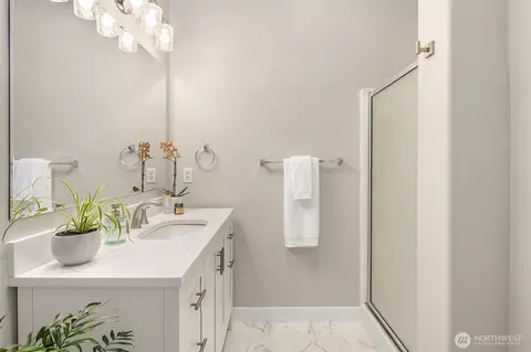 Bath - 14915 38th Dr SE #L1121, Bothell, WA 98012 photo 2 of 3