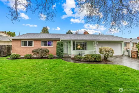 2711 Taylor Ave, Longview, WA 98632