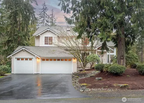 17730 NE 204th Way, Woodinville, WA 98072