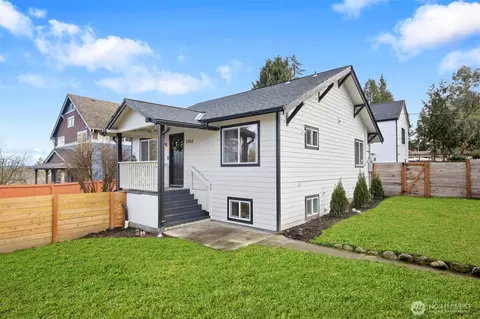 1703 NE 125th St, Seattle, WA 98125
