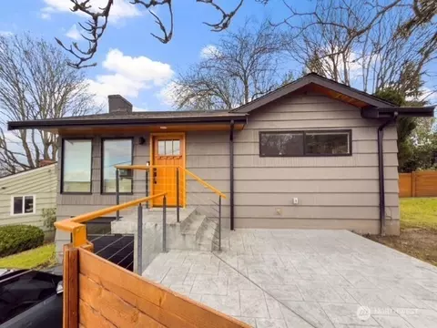 3610 11th Ave W, Seattle, WA 98119