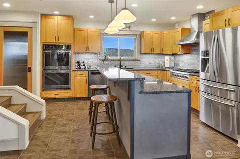 Kitchen - 4913 Chuckanut Dr, Bow, WA 98232 photo 1 of 5