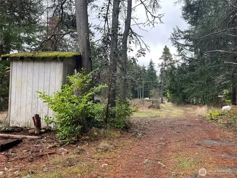 2377 SE Sedgwick Rd, Port Orchard, WA 98366