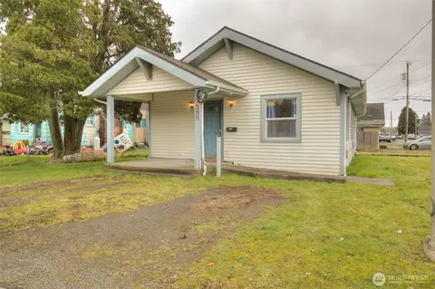 2223 Sumner Ave, Aberdeen, WA 98520